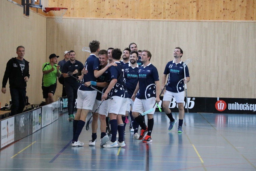 1003 9 Unihockey Msa12