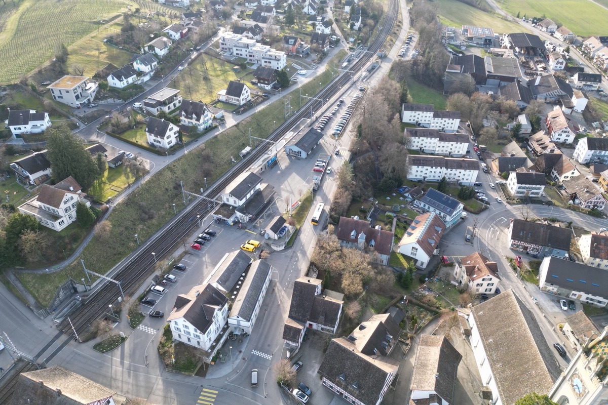 Der Bahnhof Andelfingen ist das letzte bediente SBB-Reisezentrum im Weinland – noch.