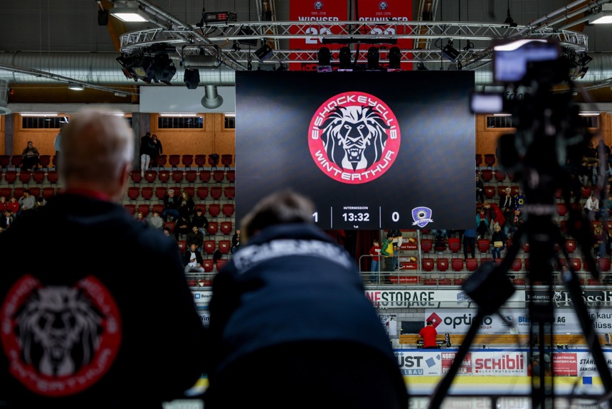 2808 15 Eishockey Archiv18