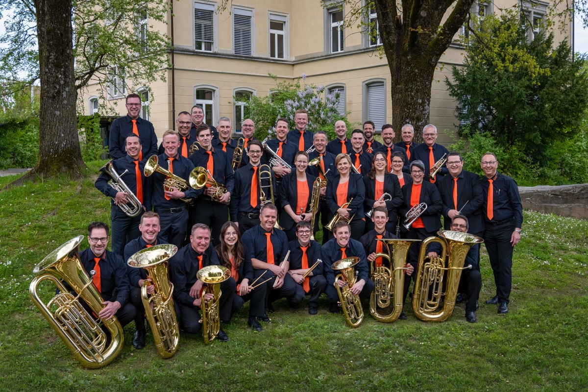 Der Posaunenchor heute mit Präsident Daniel Hangartner (ganz rechts).