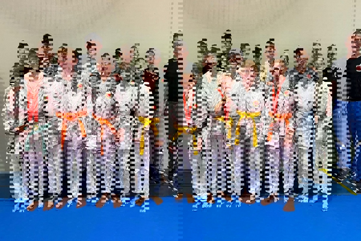 Die erfolgreiche Equipe des Karate Clubs Wyland konnte sich in Dagmersellen über insgesamt sieben Medaillen freuen.