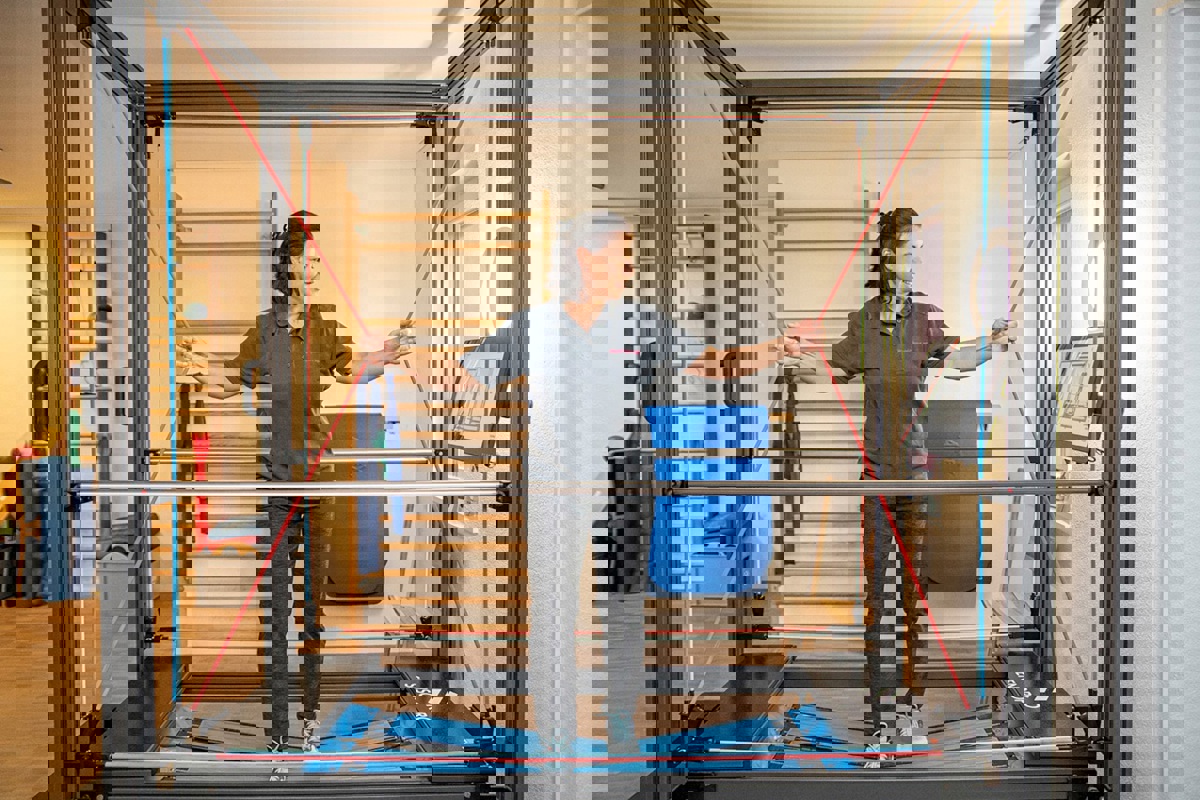 Der Sensopro-Trainer eignet sich gut für gezieltes Training. Er beansprucht während jeder Einheit die Muskelketten des ganzen Körpers und aktiviert sie mit immer neuen Reizmustern.