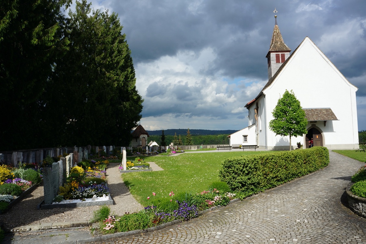 Bald gehört auch in Rheinau der Friedhof der Politischen Gemeinde