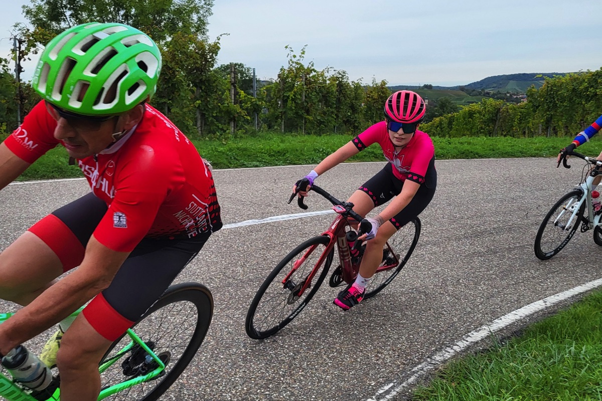 Selina Witzig ist ein aufstrebendes Rad-Talent. Die Neunfornerin in Diensten des VC Diessenhofen mischte als 15-Jährige die U17-Kategorie auf und gewann heuer den Interstuhl-Cup in Süddeutschland und den Vier-Länder-Cup.