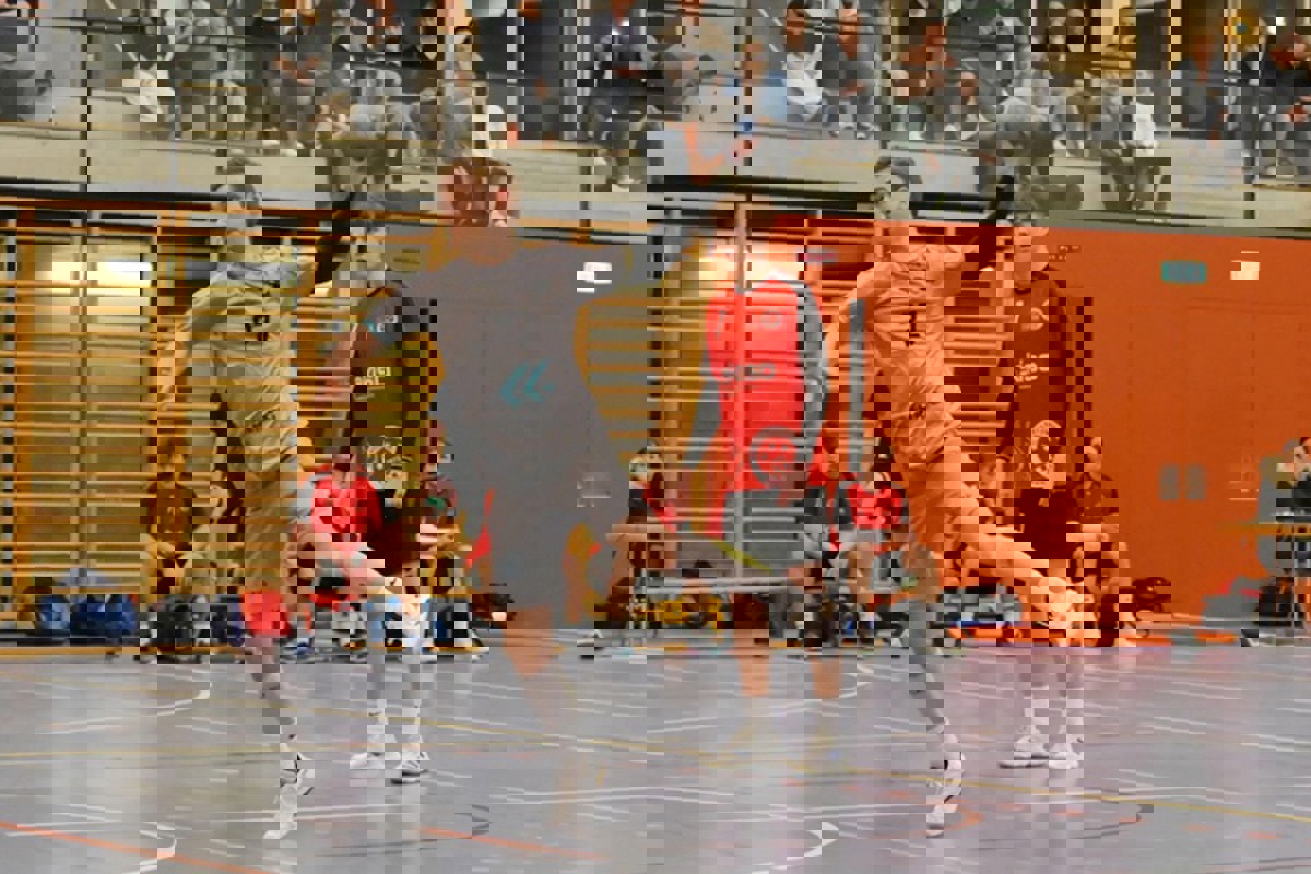 Andelfingens Nummer 27, Michael Hochstrasser, war mit sieben Treffern der erfolgreichste Löwe gegen Wil.