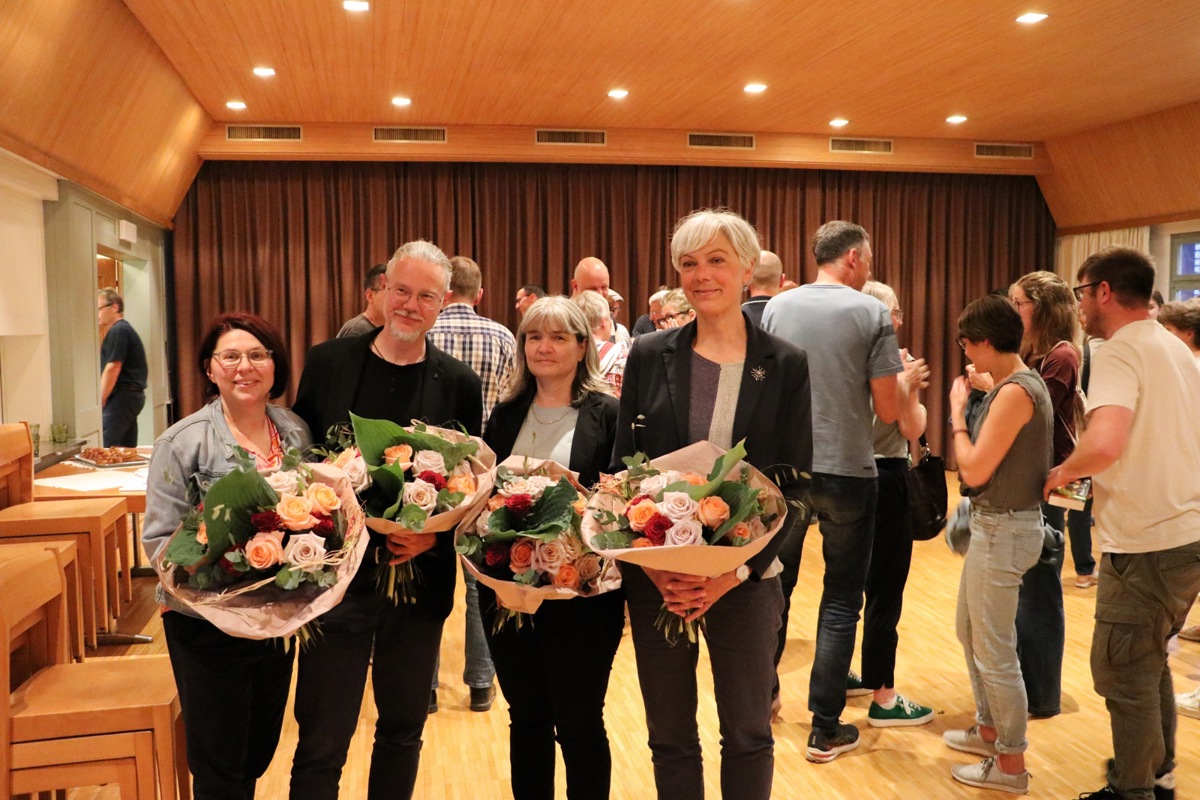 Conny Dünki-Wipf, Gilbert Mäder, Susanne Friedrich und Barbara Griesser Hohl wurden aus dem Gemeinderat verabschiedet.