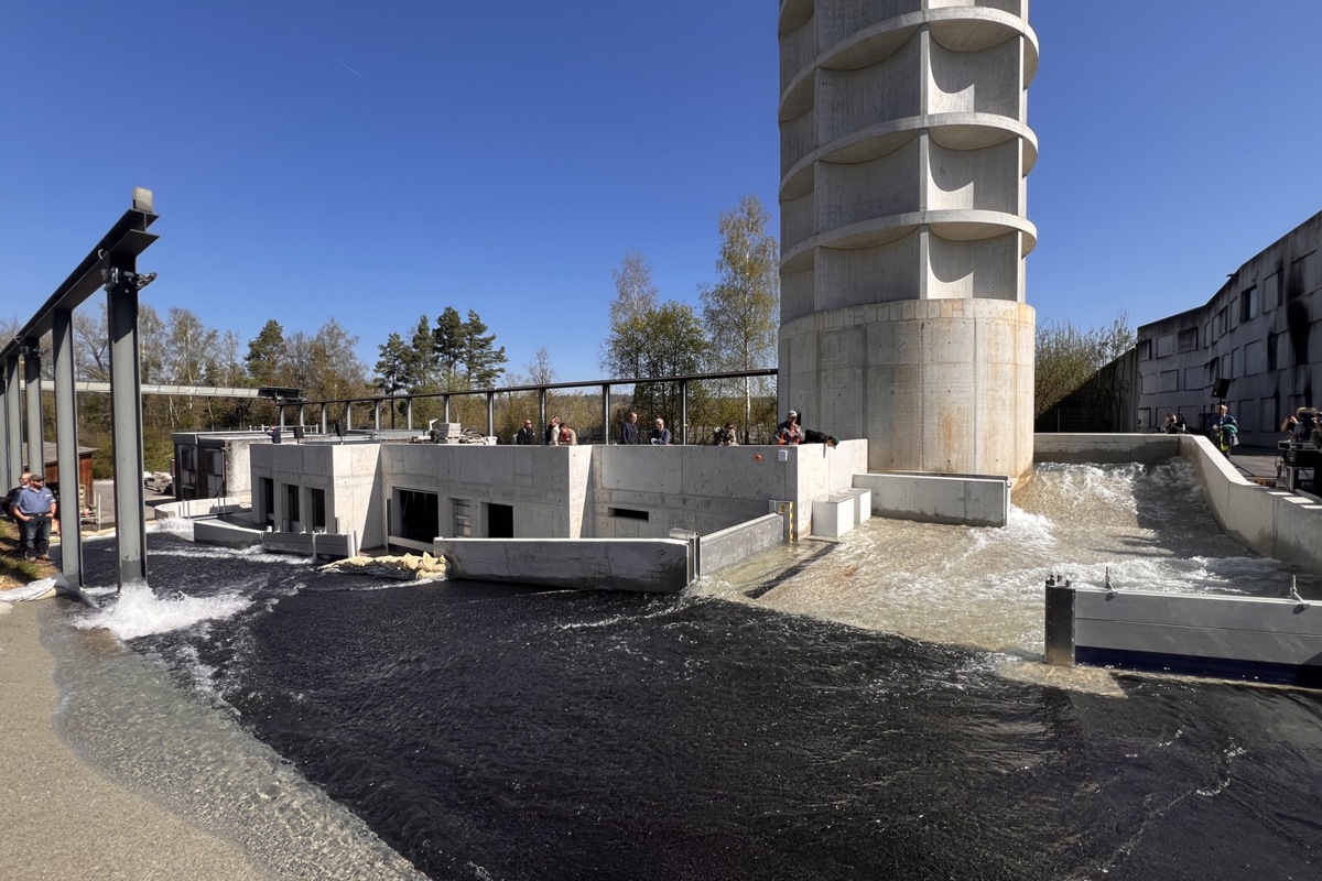 Vor einem Jahr wurde die neue Flutungsanlage im AZA mit 100 Gästen eröffnet. 