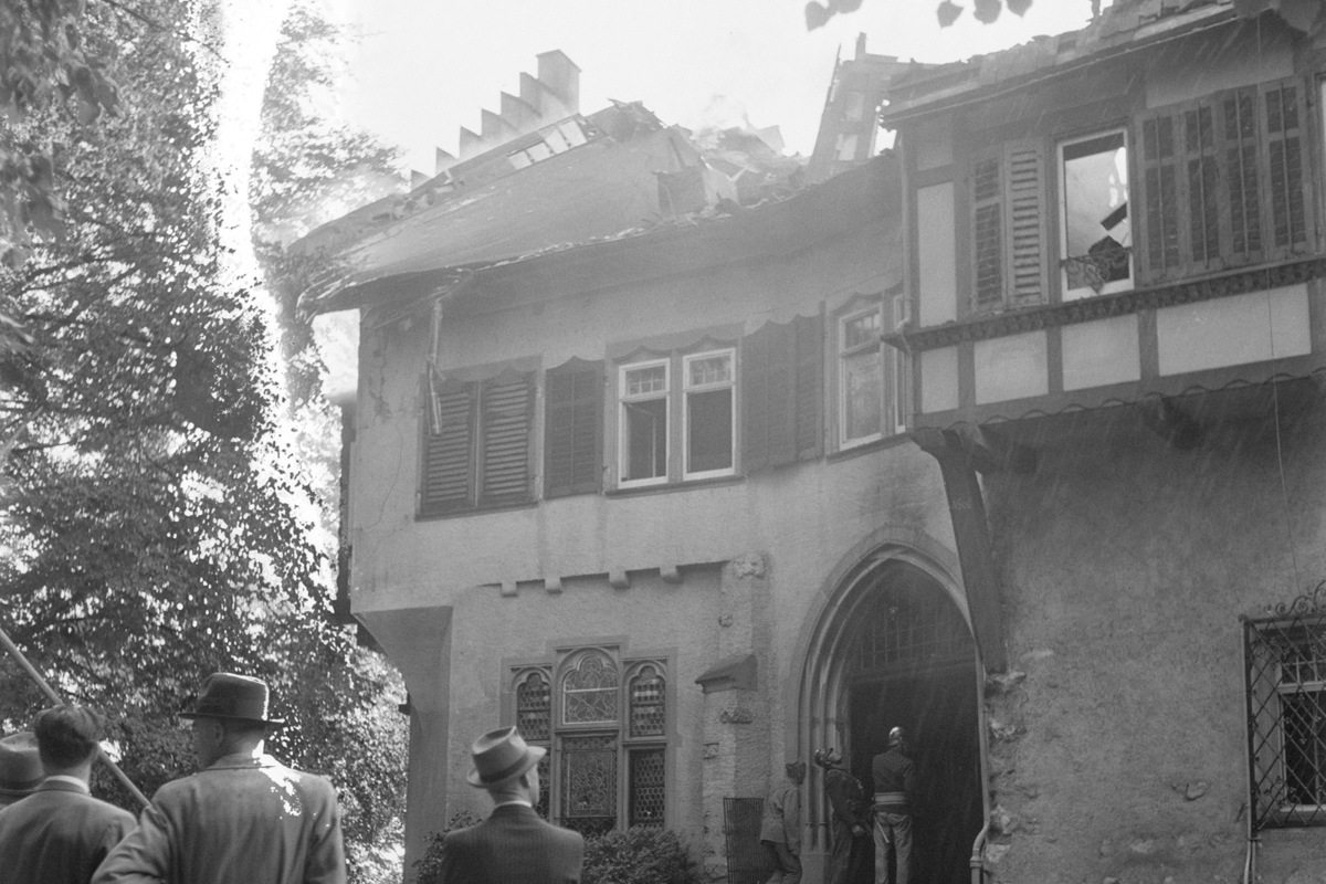 Das zerstörte Schloss Wyden (Ausschnitt). Klicken Sie auf das Bild für die Vollansicht.