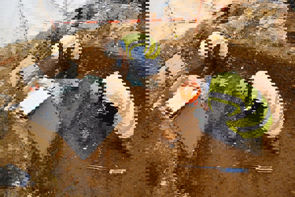 Neben dem Schulhaus Steig wurden alte Mauern und Skelette gefunden. Sie stammen vom Siechenhaus, in dem ab dem 13. Jahrhundert auch Leprakranke untergebracht waren.