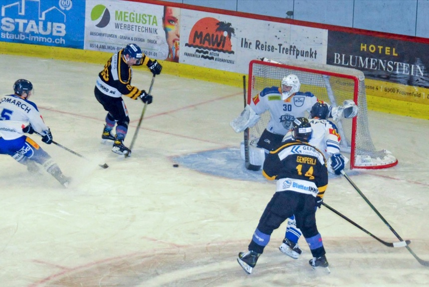 1012 11 Eishockey Zvg14