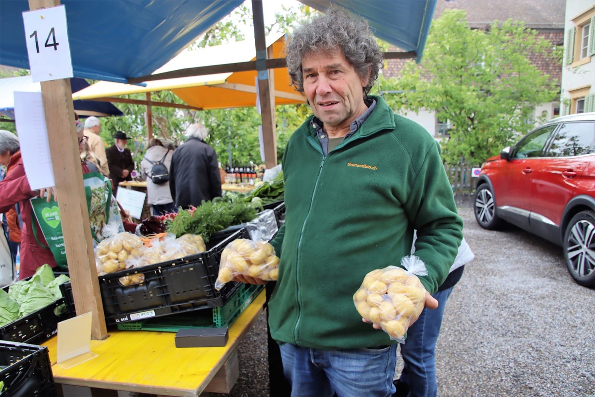 Heinz Höneisens frühe Frühkartoffeln waren noch nicht schalenfest.