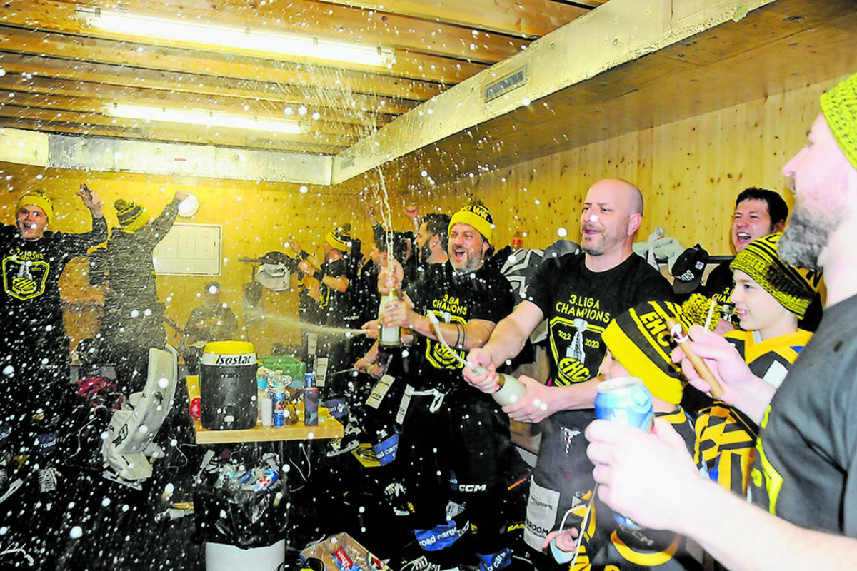 Zweimal in Folge konnte der EHC Wilen-Neunforn nach dem Final der 3. Liga Ostschweiz in der Garderobe eine feuchtfröhliche Meisterfeier abhalten – zuletzt im März in Urdorf. Im nächsten Frühling erneut?