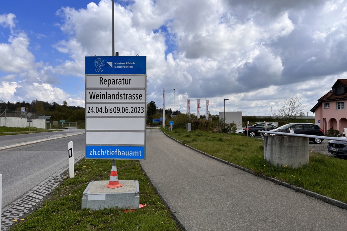 Die Weinlandstrasse wird saniert.