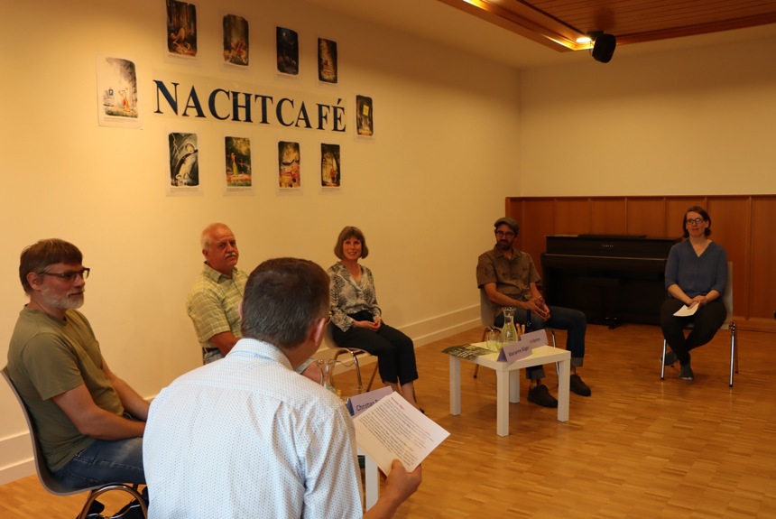 0407_11_nachtcafe_sm11.jpg