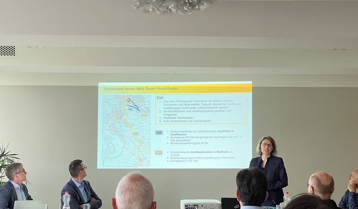 2zum-beispiel-wird-die-situation-in-feuerthalen-mit-zwei-linien-neu-gedacht2.jpg