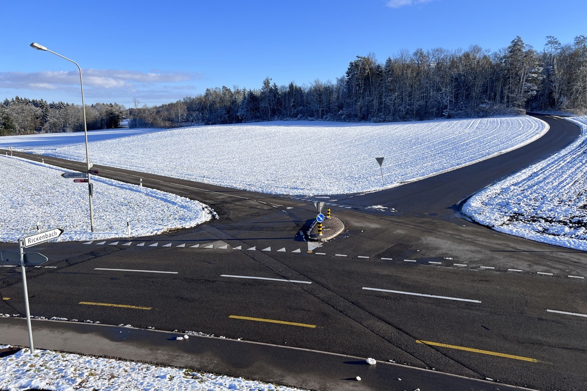 Wird neu gestaltet: Kreuzungsbereich Stations-, Loo- und Rickenbacher­strasse. 