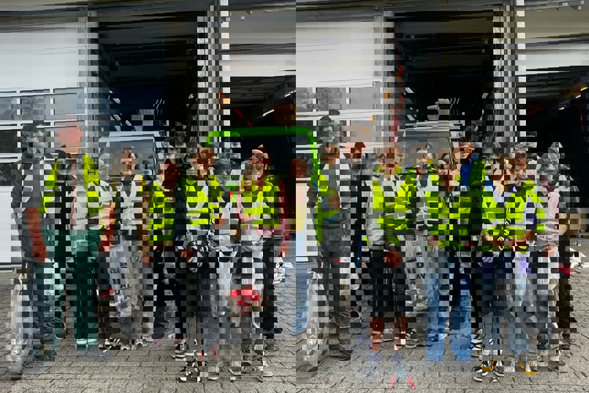 1909 6 Klasse Clean Up Day St10