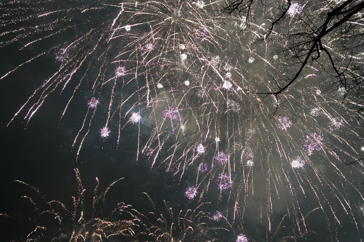 Feuerwerk bleibt in Thalheim erlaubt, in Henggart nur mit Bewilligung.