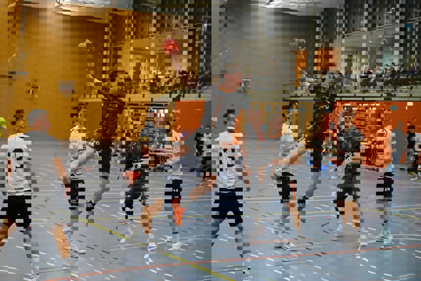 2312 11 Handball Zvg9