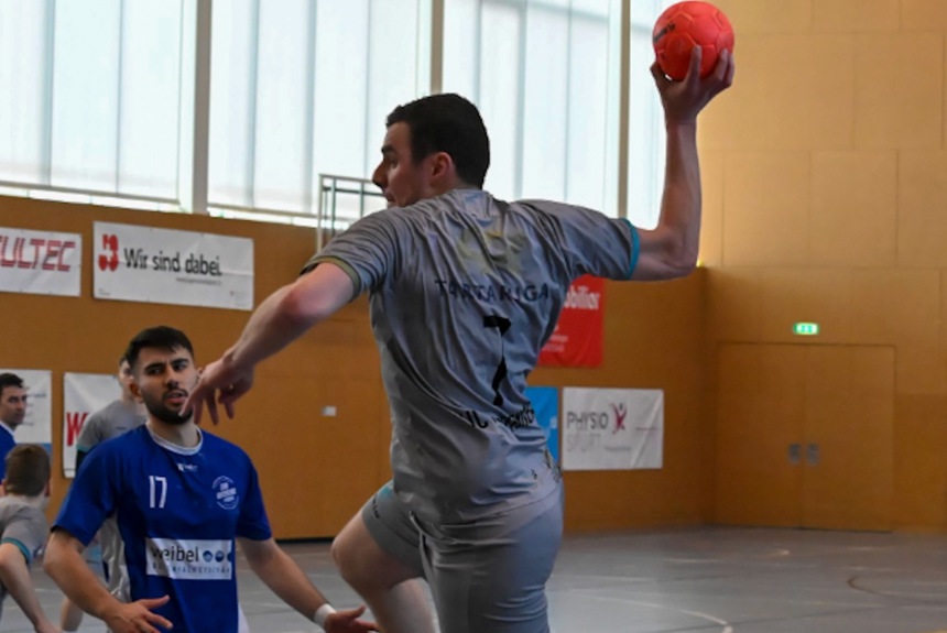 3009 7 Handball Zvg10