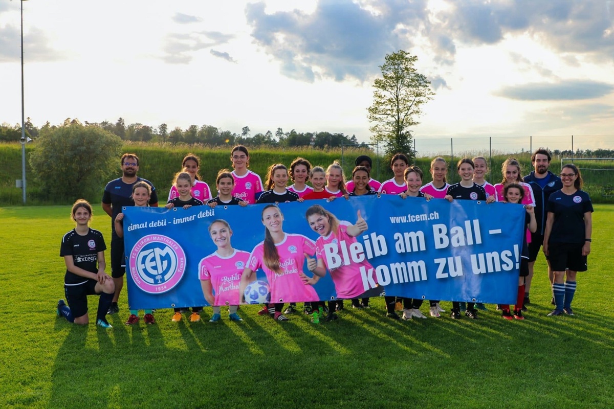 Die Plakatkampagne zugunsten des Frauenfussballs zeigt Wirkung: Nach den Sommerferien kann der FC Ellikon/Marthalen neu mit einem zweiten Juniorinnenteam in die Meisterschaft starten.