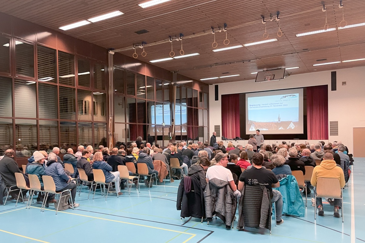 Die Stimmberechtigten hatten einen langen Schnauf: 136 waren um 20.15 Uhr gezählt worden