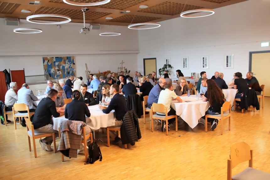 2710 3 Regio Dialog Romue20