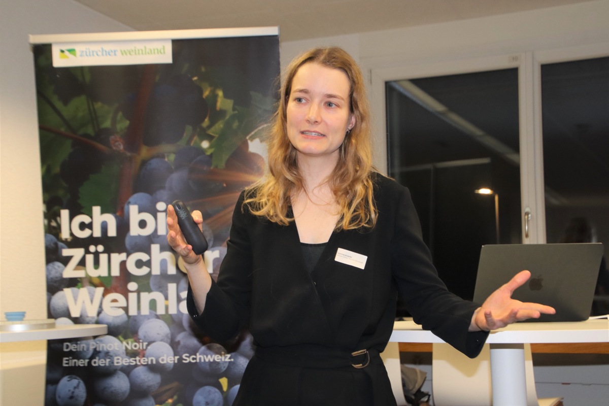 Betriebsökonomin Corinne Knöpfel referierte über die Chancen durch künstliche Intelligenz auf dem Arbeitsmarkt.