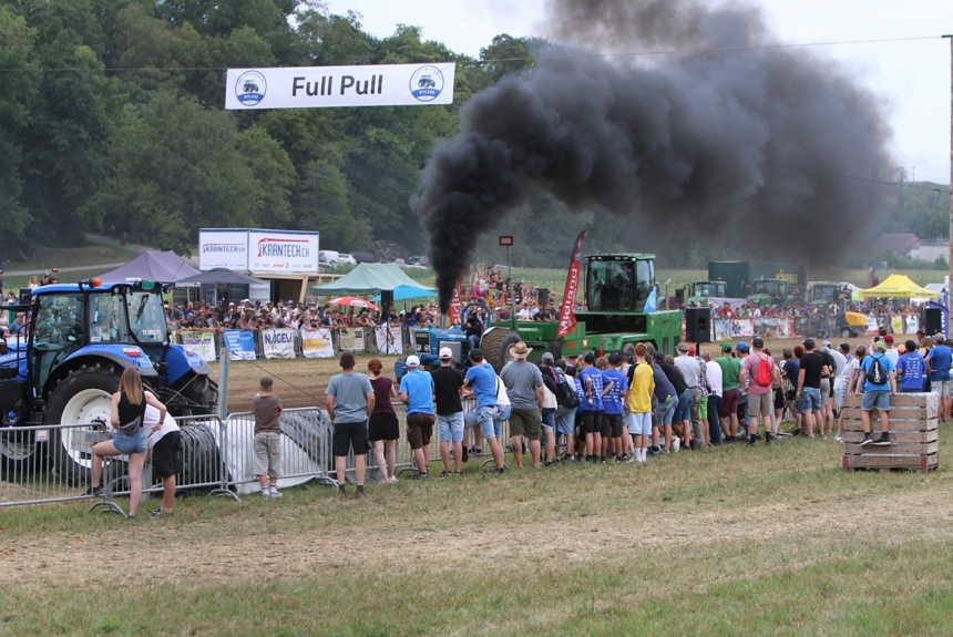 2807 1 Tractor Pulling Spa5