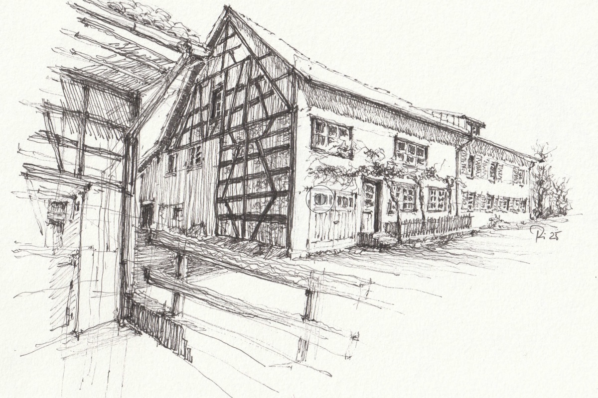 Das Haus ist im Inventar schützenswerter Objekte, das Dach mit dem Vermerk bezüglich Aufbauten versehen.