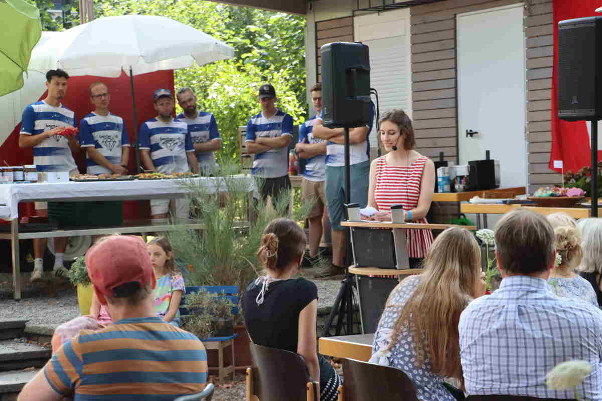Die gebürtige Flurlingerin Anna Rosenwasser kehrte für die Festrede zum 1. August in ihre Heimatgemeinde zurück.