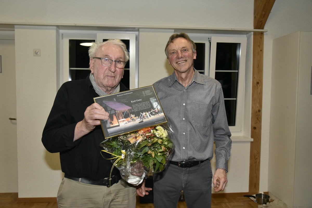 Thomas Ganz (rechts) mit Kurt Ganz. Letzterer war Initiator der Freilichtspiele, deren Fortsetzung ihm am Herzen lag. Da er vor Kurzem verstorben ist, wird er das neue Spiel aber nicht mehr erleben.