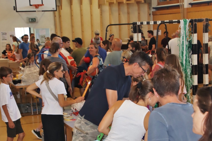 0707 3 Turnhalle Uhwiesen Romue15