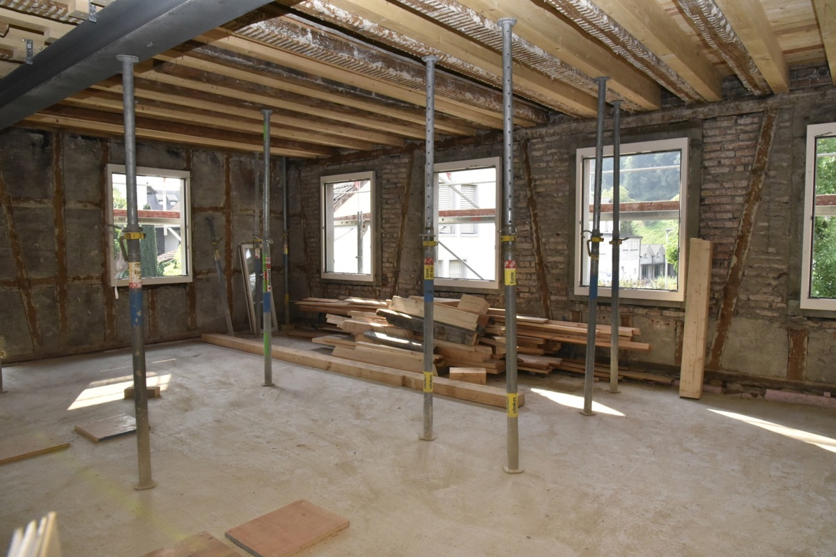 Im August waren die für die Bibliothek eingeplanten Räume noch im Rohbau. Ob ab nächstem Jahr hier Medien ausgeliehen werden können, wird sich am 3. Dezember entscheiden.