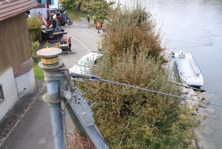 1710 1 Ellikon Am Rhein Ersatz Faehrseil Spa2