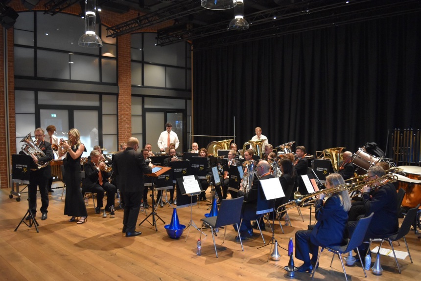 2909 5 Brass Band Henggart Nhoe15